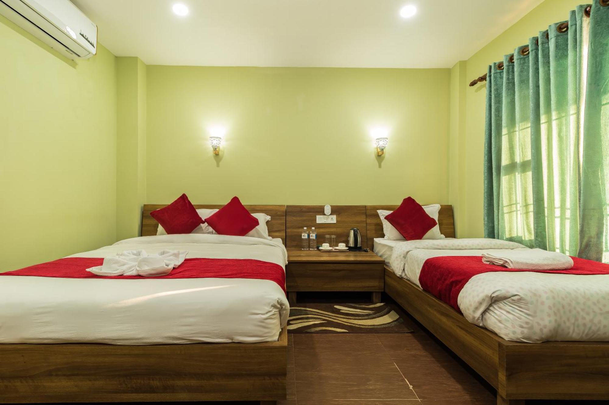 Sisai Park Village Chitwan Exterior photo
